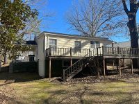 1607 Highway 195